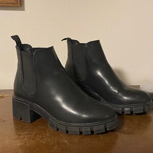 Steve Madden Howler boot — black, size 8